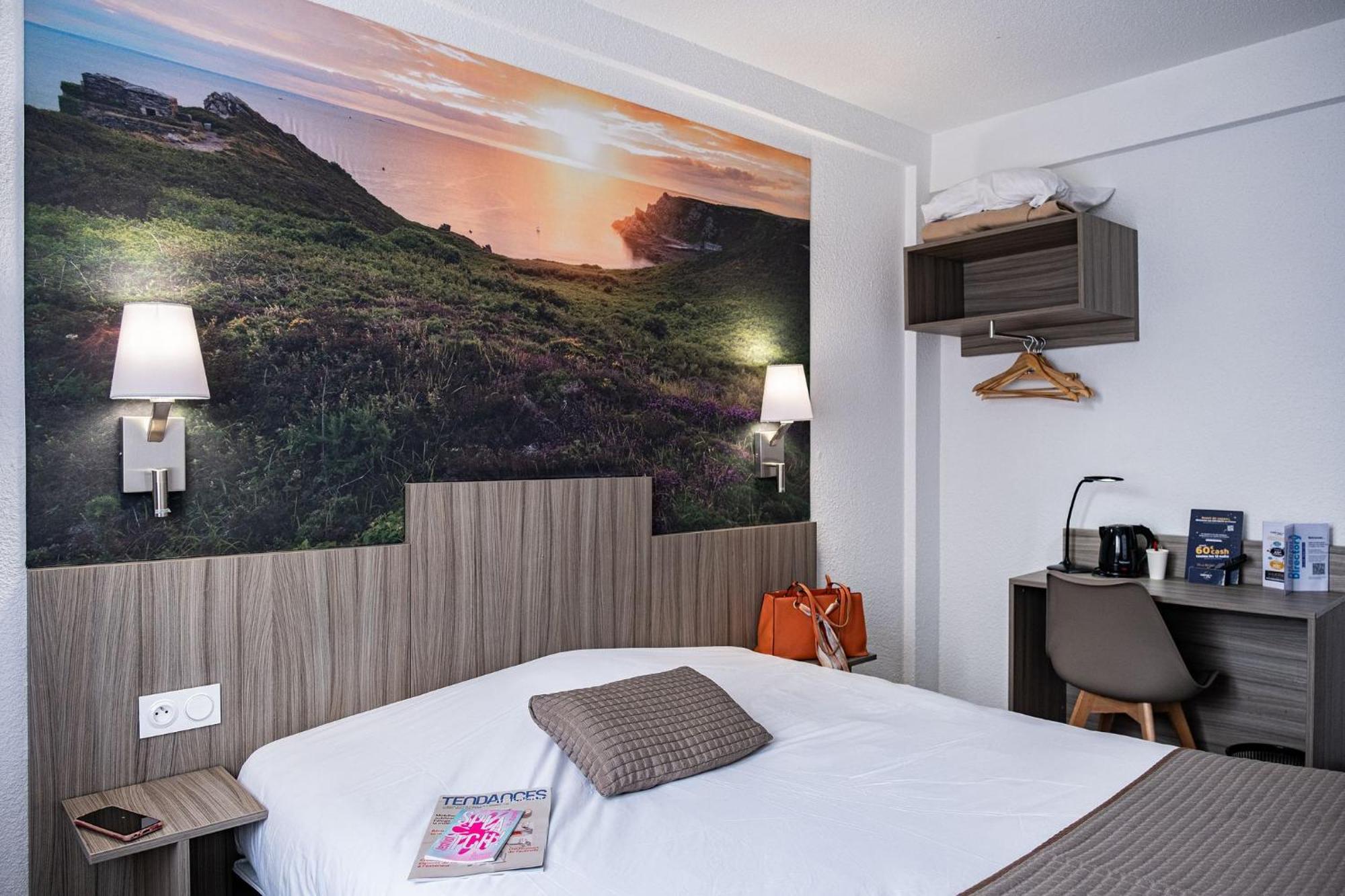Contact Hotel Du Champ De Mars De Saint-Brieuc Kültér fotó